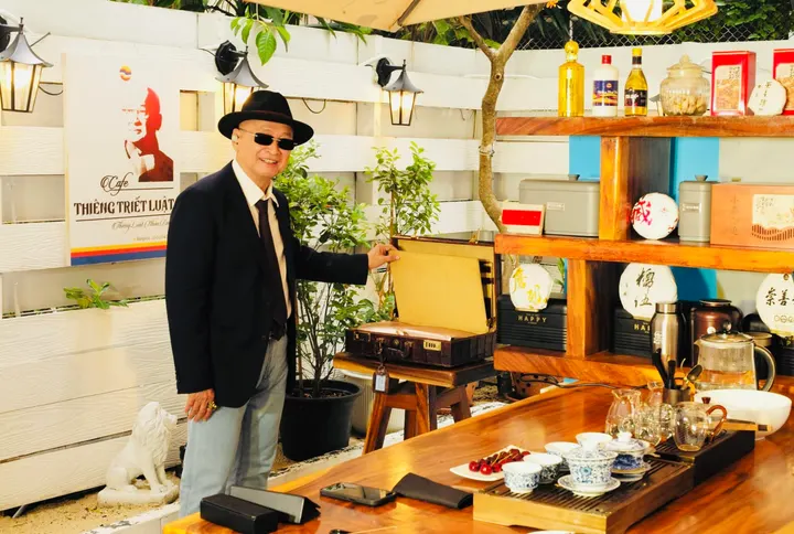 AABA DẶN CÁC HM NGHI LỄ PHA LÁ TRÀ TỪ CÂY TRÀ CỔ THỤ 2700 NĂM · 05.10.2023
