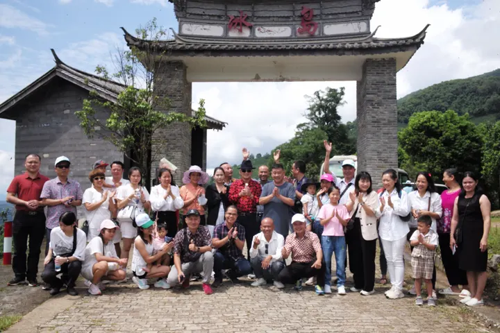 1, Dòng trà chuyên giúp cho tinh thần liên kết chặt chẽ với thiên nhi… · 27.08.2024