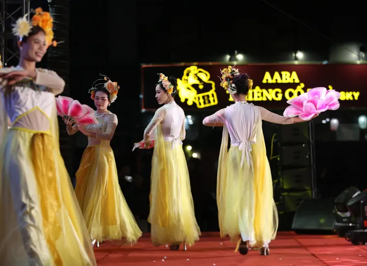 Aaba Thiêng Cổ Trà Chúc Mừng Năm Mới! · 29.01.2025