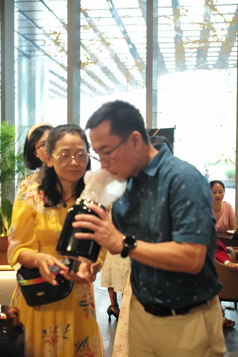 Các hm và khách quốc tế đã vô cùng bất ngờ trước Bộ Sưu Tập AABA THIÊ… · 27.07.2025