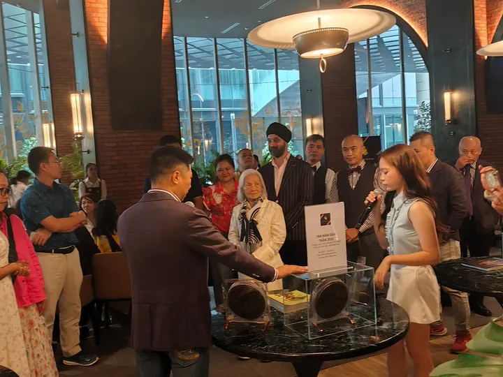 Các hm và khách quốc tế đã vô cùng bất ngờ trước Bộ Sưu Tập AABA THIÊ… · 27.07.2025