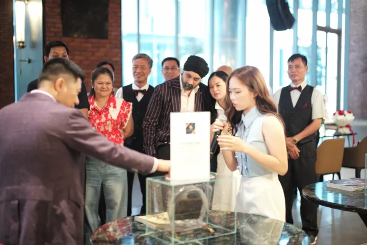 Các hm và khách quốc tế đã vô cùng bất ngờ trước Bộ Sưu Tập AABA THIÊ… · 27.07.2025