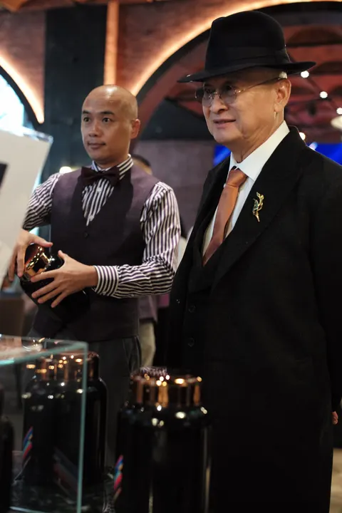 Các hm và khách quốc tế đã vô cùng bất ngờ trước Bộ Sưu Tập AABA THIÊ… · 27.07.2025
