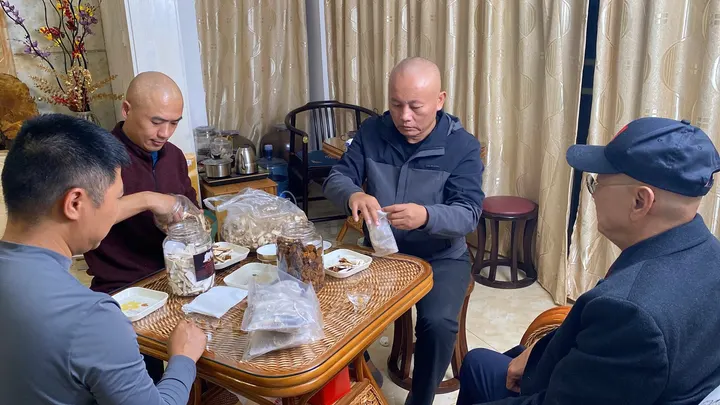Đêm nay dưới sự hướng dẫn và giám sát của Aaba, các hiền minh lại đón… · 18.10.2025