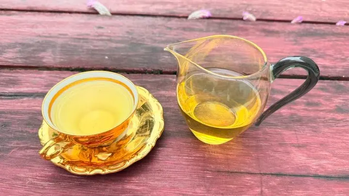 Nước cổ trà Cao Sơn Bạch Nguyên Khí Cổ Trà · 18.12.2025